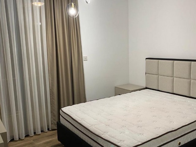 KYRENIA CENTER 2+1 WOHNUNG ZU VERMIETEN (261223MM02)