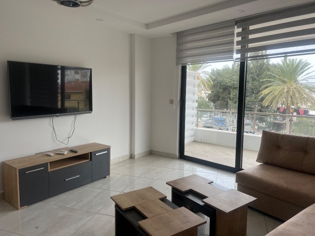 Kyrenia center 2+1 flat for rent 2 bathrooms WC