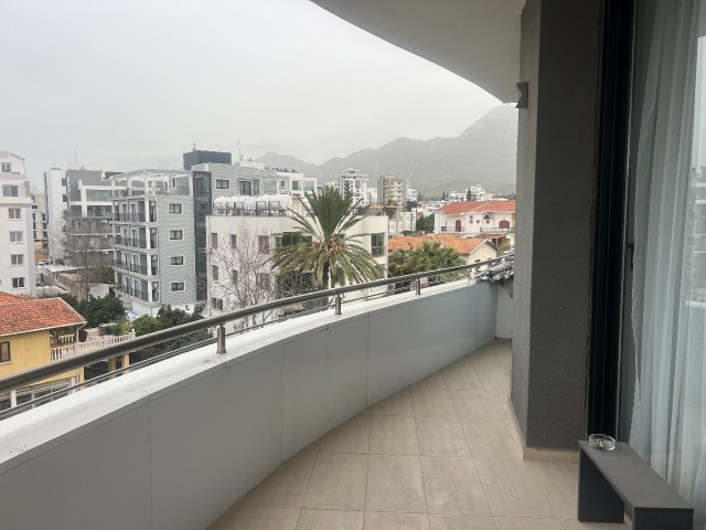 Kyrenia center 2+1 flat for rent