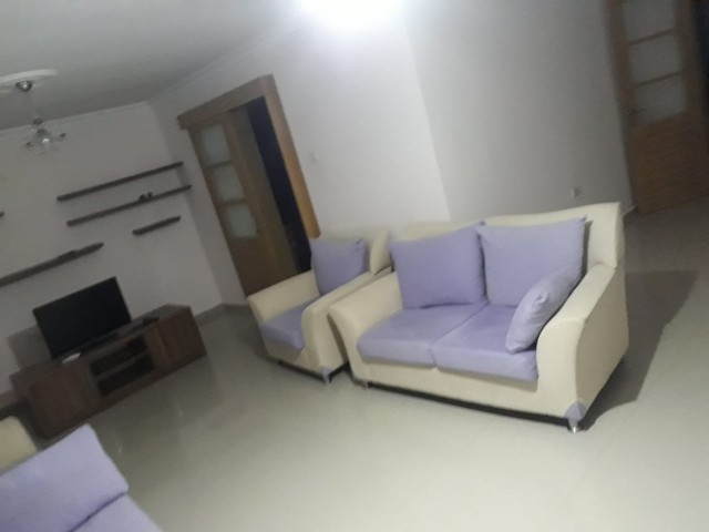 Karaoglanoglu 2+1 flat for rent