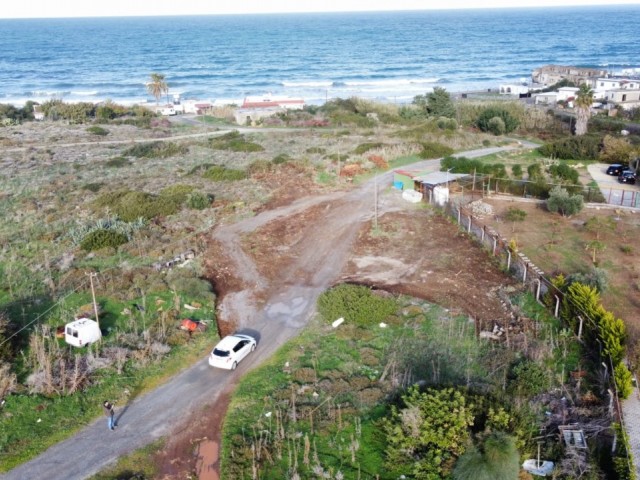 Land for sale in Karsiyaka close to the sea can be purchased