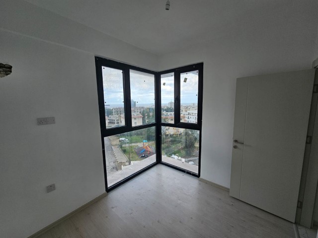 FOR SALE KYRENIA CENTER 2+1 NEW FLAT (160224Ay01) WITH SEA VIEW