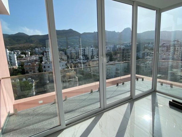 4+1 Kyrenia center penthouse