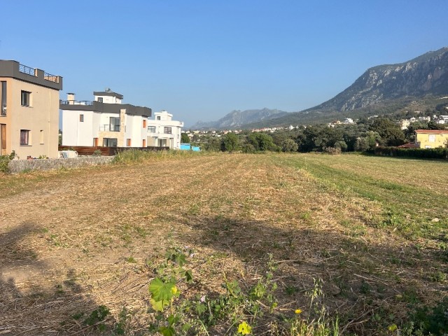 2 acres 600 square feet land for sale in Karsiyaka