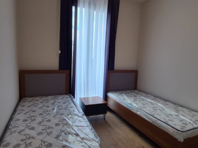 Alsancak Natura 3+1 Penthouse zu vermieten