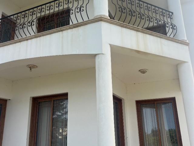 Karsiyaka ali uslu 2 x 3 bedroom large garden for sale 2 donum turkish title deed