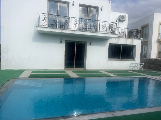 Alsancak starling 4+1 villa with private pool close to market, restaurants and the sea