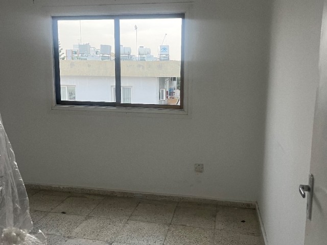 Kyrenia center 3+1 for rent