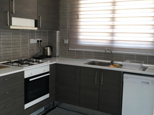 Kyrenia center 2+1 flat for rent