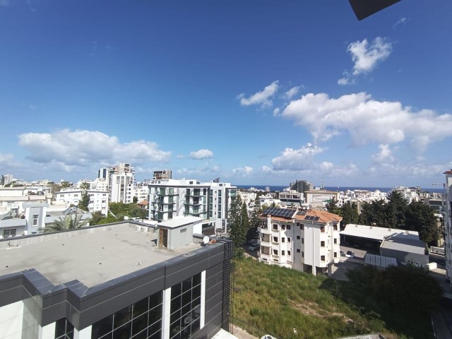 Kyrenia Zentrum 2+1 Wohnung zu vermieten