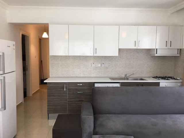 Kyrenia Zentrum 2+1 Wohnung zu vermieten