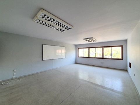 OFFICES FOR RENT OPPOSITE THE NICOSIA WALLED COURTS! ** 