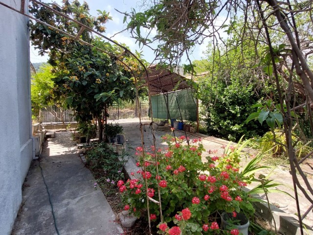 Detached Garden House with Mountain and Sea Views in Kyrenia Alsancak ** 