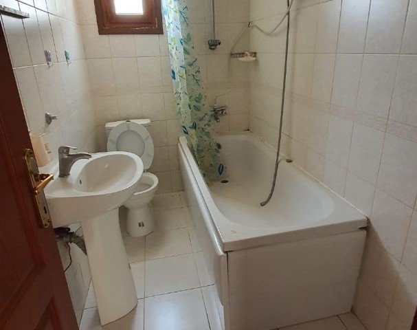 LEFKOŞA DEREBOYU CADDESİNDE 2+1 DAİRE