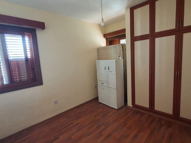 LEFKOŞA DEREBOYU CADDESİNDE 2+1 DAİRE