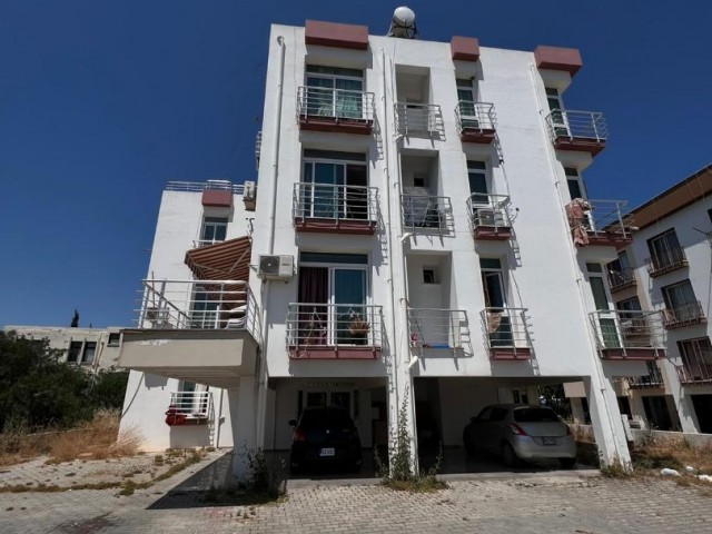 Lefkoşa Ortaköy Bölgesinde Devlet Hastanesine Yakın Konumda, Yatırıma Uygun Satılık 3 Yatak Odalı Apartman Dairesi