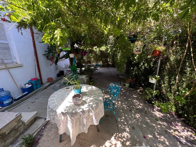 3 Schlafzimmer Doppelhaus mit Garten zum Verkauf in Nikosia kleines Kaymakli ** 