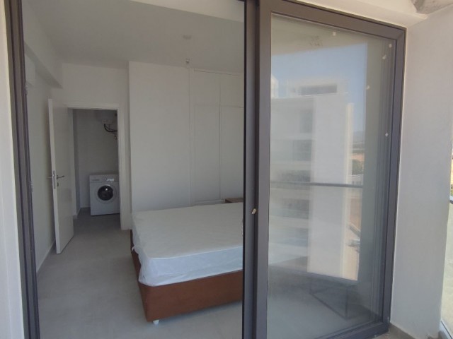 1+1 Türkische Kokanli Wohnung mit Blick auf das Meer und den Berg in Lefke Gaziveren Möbliert **  ** 