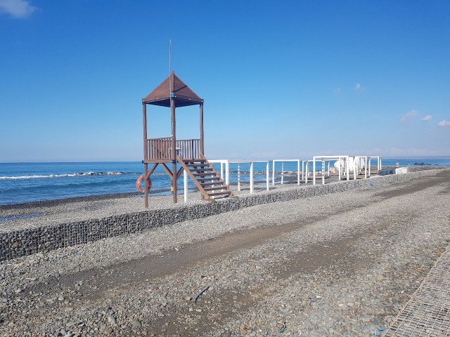 1+1 Türkische Kokanli Wohnung mit Blick auf das Meer und den Berg in Lefke Gaziveren Möbliert **  ** 