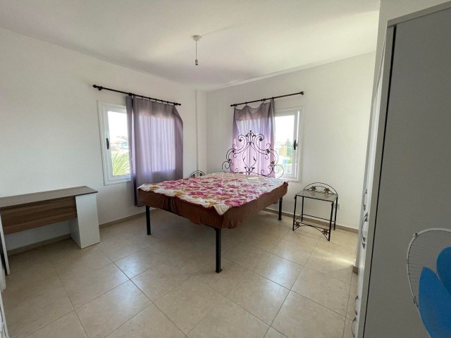Geräumige 3 + 1 Wohnung Zum Verkauf In Nikosia Metehan Bezirk! ** 