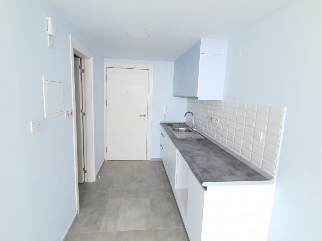 STUDIO-WOHNUNG ZUM VERKAUF IN ISKELE BOSPORUS (9.KAT) ** 