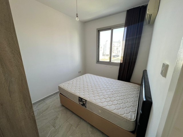 Zu Verkaufen In Nikosia Hamitköy Bereich 2 + 1 Mast Top 1. Etage Wohnung ** 