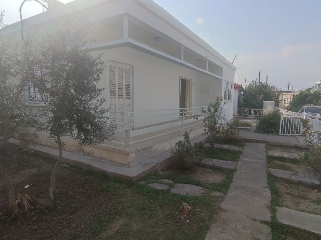 Detached House To Rent in Haspolat, Nicosia