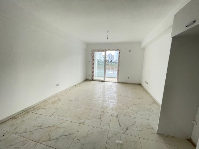 Neu fertiggestellte 2+1 Wohnung im 1. Stock zum VERKAUF in Lefkosa Gönyeli Area!