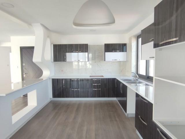 Penthouse To Rent in Yenişehir, Nicosia