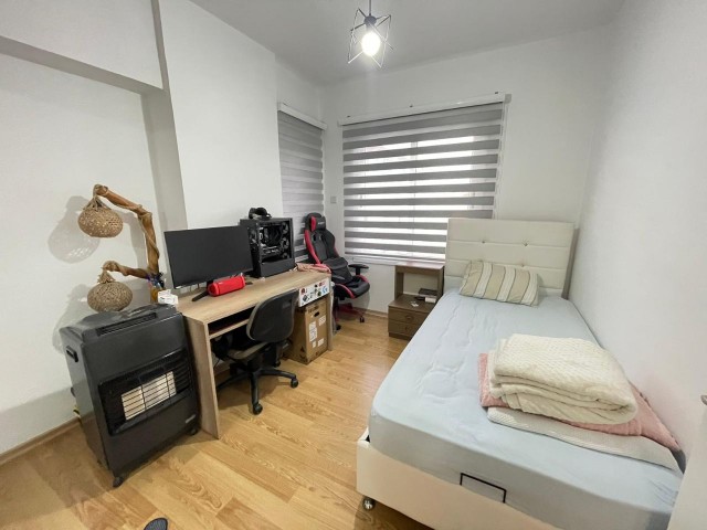Neu renovierte 3-Zimmer-Wohnung mit Aufzug zum VERKAUF in Nicosia Çağlayan District!