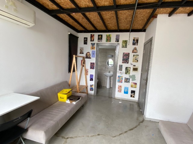 Moderne Loft-Wohnung in Nikosia Yenişehir 
