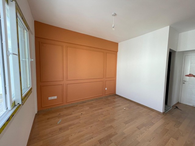 Neue 3-Zimmer-Wohnung zum Verkauf in sehr schöner Lage in der Gegend von Nikosia Yenikent!