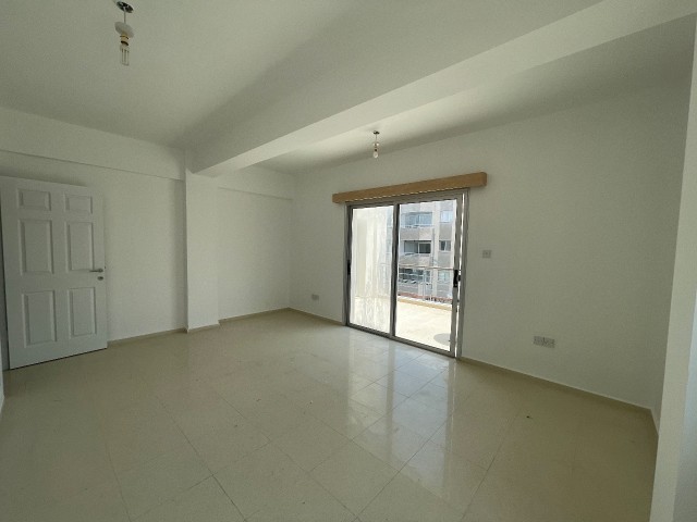 Commercial 3+1 Flat for Rent in Dereboyun