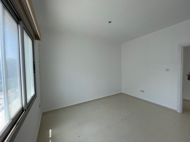 Commercial 3+1 Flat for Rent in Dereboyun