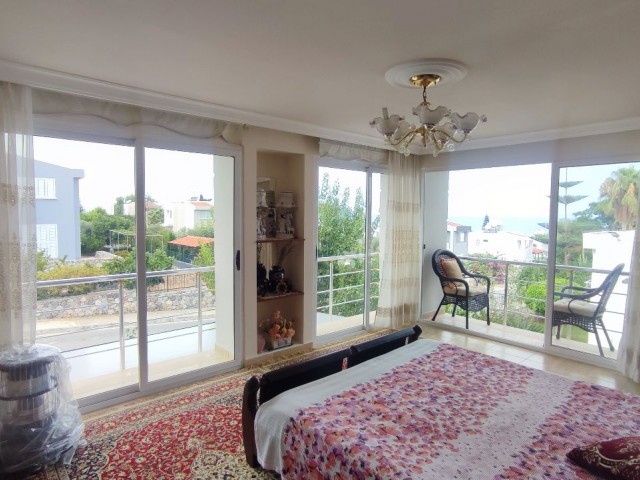 Spacious and Luxurious Corner Villa in the Upper Area of Çatalköy Chama Hotel