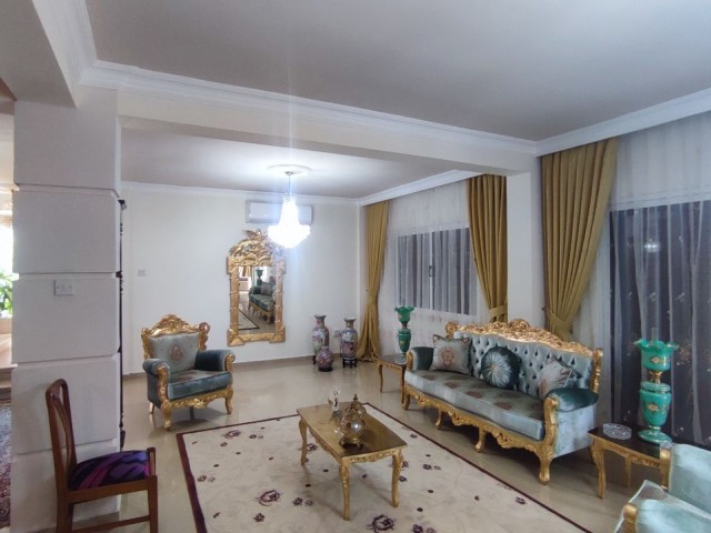 Geräumige und luxuriöse Eckvilla im oberen Bereich des Çatalköy Chama Hotels