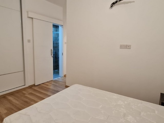 Lefkoşa Gönyeli' de Yeni Bitmiş Ful Eşyalı Satılık 2+1 Daireler!