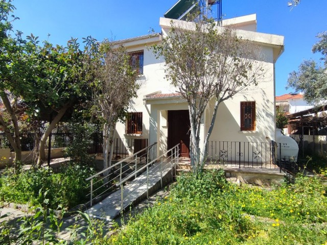 Freistehende Villa zum Verkauf in Hamitköy, Nikosia