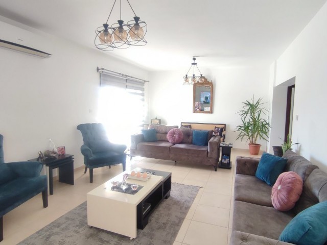 Very Spacious Penthouse Flat for Sale in Gönyeli