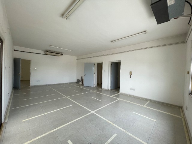 4+1 Flat for Commercial Rent Right Opposite of Nicosia State Hospital