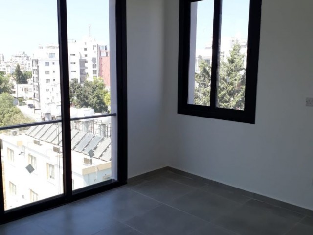 Girne Merkezde Satılık Lux Penthouse daire