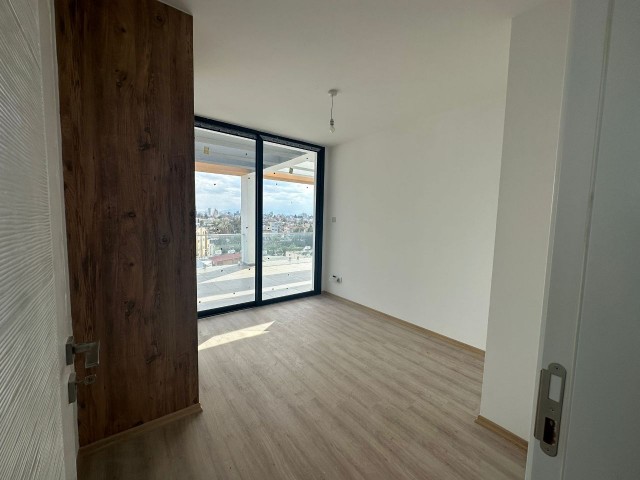 LEFKOŞA ÇAĞLAYAN'DA 2+1 SATILIK PENTHOUSE DAİRE