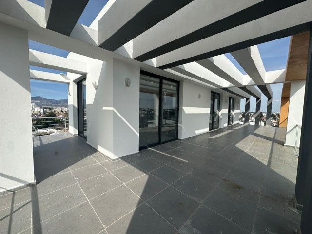 2+1 PENTHOUSE-WOHNUNG ZUM VERKAUF IN NICOSIA ÇAĞLAYAN