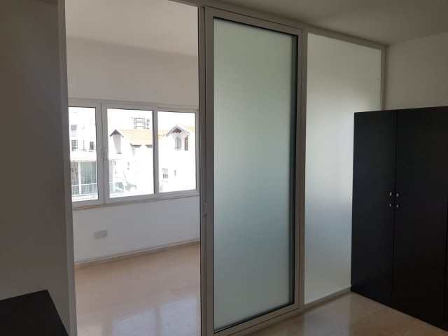 2 + 1 OFFICE FOR RENT ON THE STREET IN THE CENTER OF KYRENIA! ** 