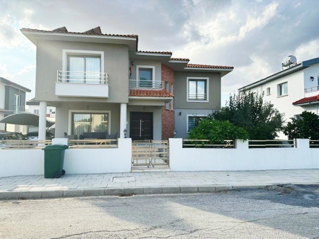 Lefkoşa Metehan Bölgesinde Satılık Villa