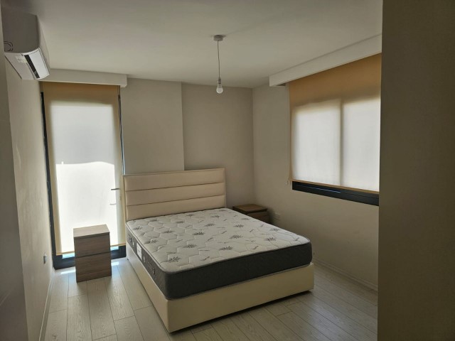 NUSMAR MARKET CİVARINDA CADDE ÜZERİ KİRALIK DAĞ MANZARALI 2+1 YENİ DAİRE!