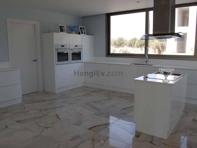 Villa For Sale in Lapta, Kyrenia