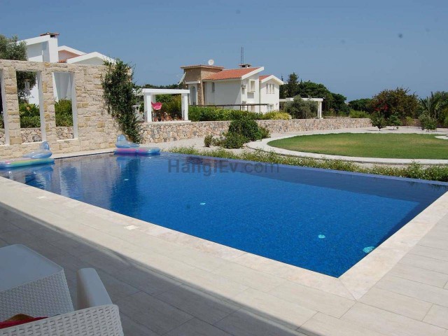 Villa For Sale in Lapta, Kyrenia