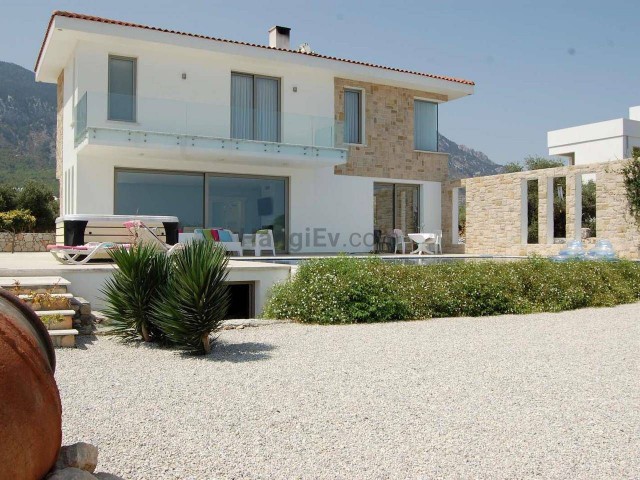 Villa For Sale in Lapta, Kyrenia