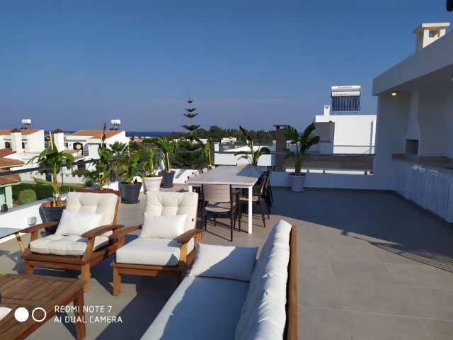 ULTRA LUXURIOUS MODERN VILLA FULLY FURNISHED, COME GET YOUR SPECIALLY MADE LUGGAGE, 2 MINUTES TO THE SEA, FULL VIEW. ** 